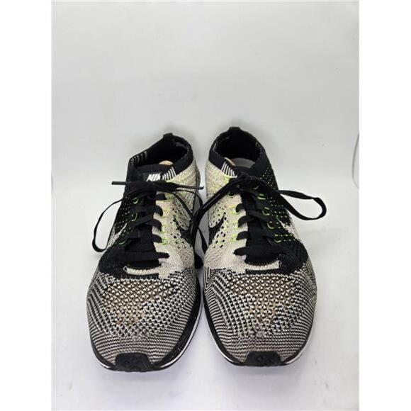 nike flyknit volt black white